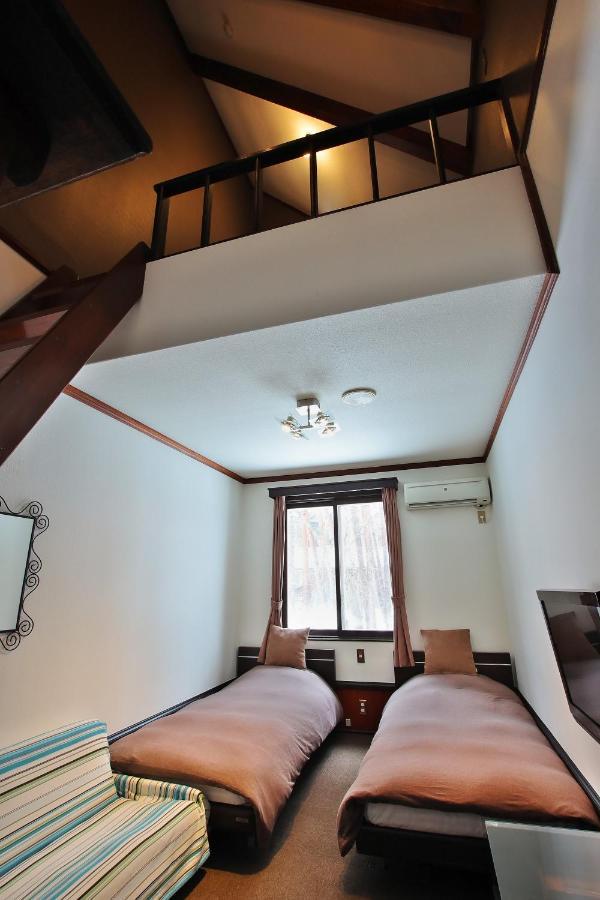 Bed and Breakfast Eternal Flame Хакуба-Мура Экстерьер фото